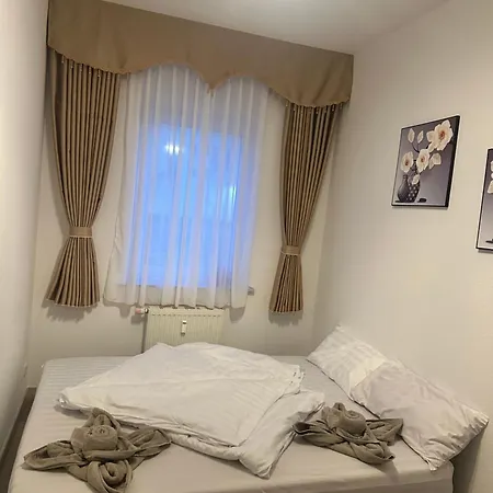 Appartement Kaethe-Kollwitz Strasse 54, F1 à Altenburg Extérieur photo