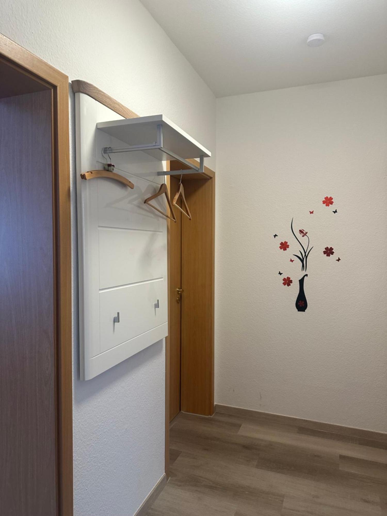 Kaethe-kollwitz Strasse 54, F1 *